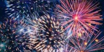 الألعاب النارية تضيء سماء المكلا احتفالاً بتحرير وادي حضرموت