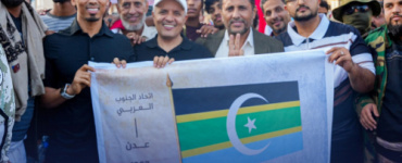 انتقالي العاصمة عدن يقيم فعالية جماهيرية في مدينة صيرة احتفاءً بانتصارات القوات الجنوبية