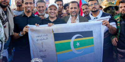 انتقالي العاصمة عدن يقيم فعالية جماهيرية في مدينة صيرة احتفاءً بانتصارات القوات الجنوبية