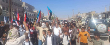 انتقالي ميفعة ينظم مسيرة جماهيرية احتفالاً بانتصارات القوات الجنوبية في عارين وحضرموت