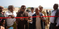 محافظ سقطرى يفتتح وحدة صحية ومدرسة أساسية في منطقة مطيف بعد إعادة تأهيلهما