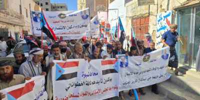 أبناء شبوة يعلنون إقامة مخيم اعتصام مفتوح في عتق ابتداءً من اليوم