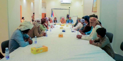 رئيس الجمعية الوطنية يلتقي مشايخ نهد ومرة والصيعر