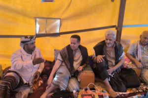 فريق التوجيه الرئاسي وانتقالي لحج يؤدون واجب العزاء لأسرة الشهيد عبد الوكيل الحوشبي