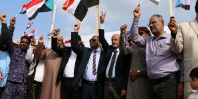 استجابة لدعوة انتقالي سقطرى .. اعتصام جماهيري مفتوح بحديبو للمطالبة بإعلان دولة الجنوب العربي