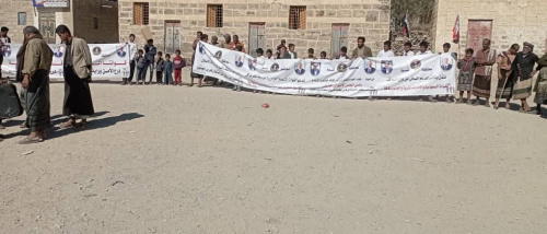 انتقالي حطيب ينظم مسيرة جماهيرية احتفالًا بانتصارات القوات الجنوبية في عارين وحضرموت