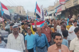 استجابة لدعوة انتقالي لحج.. اعتصام جماهيري مفتوح بالحوطة للمطالبة بإعلان دولة الجنوب العربي