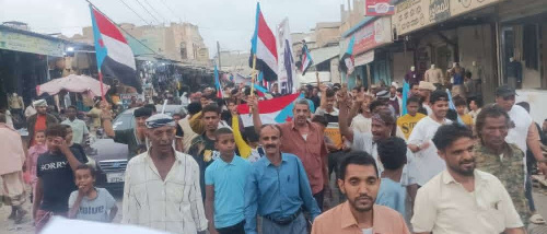 استجابة لدعوة انتقالي لحج.. اعتصام جماهيري مفتوح بالحوطة للمطالبة بإعلان دولة الجنوب العربي