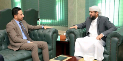 المحرمي يلتقي رئيس هيئة الأراضي ويطلع على خطط تطوير الأداء ومكافحة التعديات