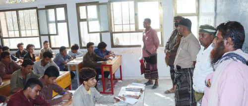 انتقالي المحفد والسلطة المحلية يدشّنان امتحانات الثانوية العامة للفصل الأول