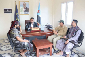 الحييد يلتقي قائد الحزام الأمني بزنجبار لمناقشة مستجدات الأوضاع الأمنية بالمديرية