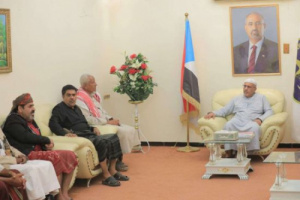 الكثيري: قرار مرتقب بمنع حمل السلاح وإغلاق أسواقه بحضرموت