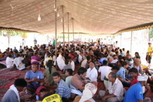 لليوم التاسع على التوالي .. إقبال جماهيري واسع على مخيم الاعتصام المفتوح بمدينة المكلا