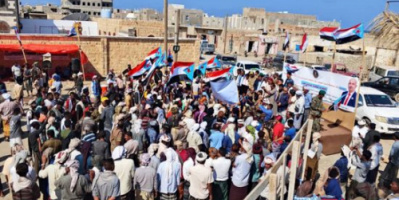 وفد جماهيري يصل لمخيم اعتصام سقطرى للمطالبة بدولة الجنوب