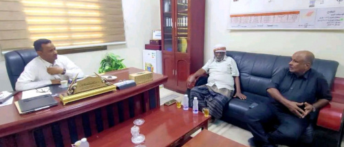 رئيس تنفيذية انتقالي تريم يتفقد سير العمل في المؤسسة العامة للكهرباء