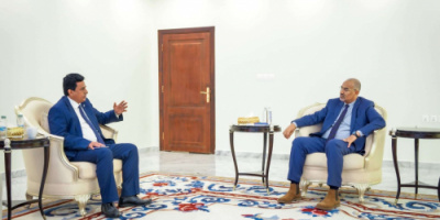 الرئيس الزُبيدي يطّلع على سير عمل الأمانة العامة لمجلس الوزراء