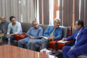 بن الوزير يوجه بتحسين الخدمات الطبية في مستشفى شبوة العام