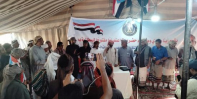 وفد من قبيلة بلعبيد يصل إلى مخيم الاعتصام في سيئون