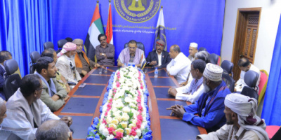 انتقالي وادي حضرموت يناقش مع مجلس المستشارين عددًا من القضايا الأمنية والمجتمعية