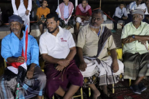 في حضور جماهيري غفير.. مخيم الاعتصام المفتوح يشهد ليلة فنية وإنشادية متنوعة بالمكلا