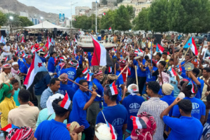 وفد من مدينتي الشحر وشحير يشارك في اعتصام المكلا للإعلان دولة الجنوب العربي