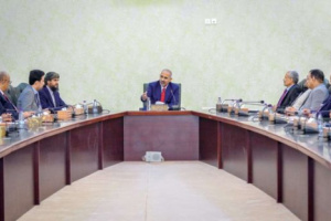 الرئيس الزُبيدي يوجه بمواصلة خطة الإصلاح الاقتصادي
