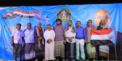 مدير صندوق الرعاية الاجتماعية بساحل حضرموت ونائبه يعلنان انضمامهما إلى ساحة الاعتصام بالمكلا