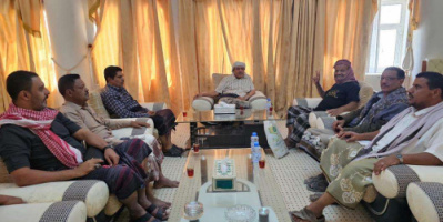 الكثيري يلتقي المناضل مرزوق طالب ويشيد بدوره النضالي 