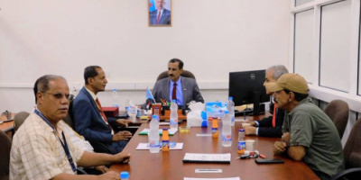 باتيس يزور مطار الريان الدولي ويشيد بانضباطه وجودة خدماته