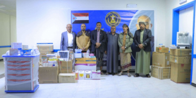 انتقالي وادي وصحراء حضرموت يسلّم مساعدات طبية لمستشفى القطن العام