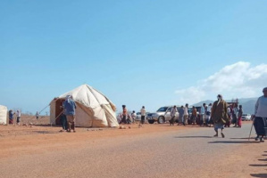 أبناء جزيرة سقطرى يطالبون بإعادة فتح مطار الجزيرة