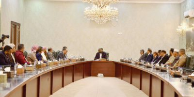 المحرّمي يؤكد أهمية الشراكة مع القطاع الخاص لضمان استقرار العملة وتحفيز الاقتصاد