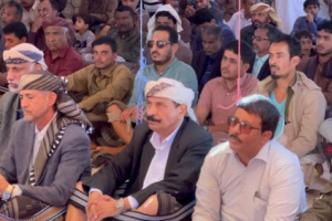 إقامة صلاة الجمعة بمخيم الاعتصام المفتوح بمدينة عتق