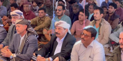 إقامة صلاة الجمعة بمخيم الاعتصام المفتوح بمدينة عتق