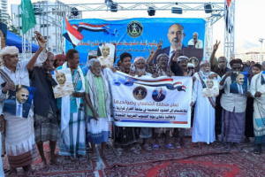 أبناء الشافعي بمدينة المكلا ينضمون إلى ساحة الاعتصام