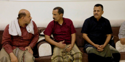 باتيس يقدم واجب العزاء والمواساة لأسرة الشهيد البطل عمر العمودي بالمكلا