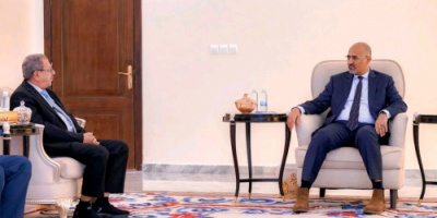 الرئيس الزُبيدي يطّلع على سير العمل في المحاكم والنيابات والتحديات التي تواجهها