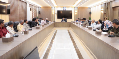 الوزير السقطري يناقش مع قيادة وكوادر جامعة لحج سُبل تطوير الجانب العلمي الزراعي