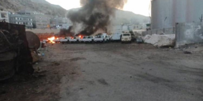 الطيران السعودي يقصف ميناء المكلا بحضرموت