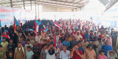 بحضور فريق التوجيه .. تواصل فعاليات مخيم الاعتصام المفتوح في زنجبار