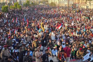 مليونيات المكلا وسيئون.. رسائل جنوبية ترفض التقسيم عبر أدوات مستأجرة ممولة من أجندات خارجية