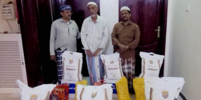 انتقالي تريم يوزع مساعدات على ذوي الاحتياجات الخاصة