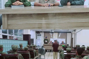 اختتام دورة تدريبية أمنية متخصصة في مجال مسرح الجريمة بشرطة العاصمة عدن