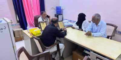 رئيس انتقالي أبين يتفقد سير العمل في عدد من المرافق الحكومية بالمحافظة