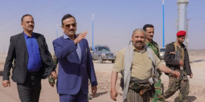 محافظ شبوة يتفقد المشاريع الخدمية في عتق