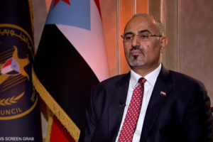 عمرو البيض: الرئيس الزُبيدي لم يغادر عدن وسيبقى إلى جانب شعبه 