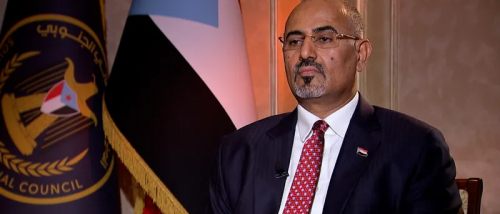 عمرو البيض: الرئيس الزُبيدي لم يغادر عدن وسيبقى إلى جانب شعبه 