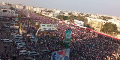 مليونية الوفاء والصمود في العاصمة عدن .. شعب حي يؤكد صموده في وجه تحديات المرحلة (تقرير)