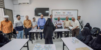 الوكيل الغتناني يختتم دورة تدريبية لسلسلة قيمة الألبان في عدن