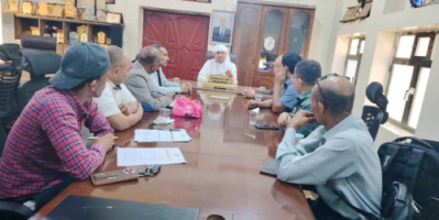 وفد وزارة الزراعة يلتقي وكيل محافظة سقطرى لبحث أوضاع القطاع الزراعي والبيطري